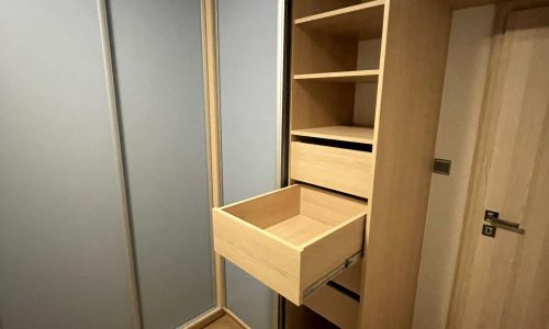 2. Pavlisová_REALIZÁCIA_Vstavaná skriňa_ZARIAĎ 6+