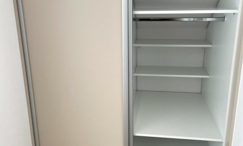 4. Štenko_REALIZÁCIA_Vstavané skrine_ZARIAĎ 6+