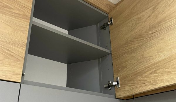 6. Rákoš_REALIZÁCIA_Kuchynská linka_ZARIAĎ 6+-min