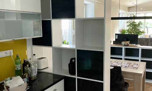 9. Biela_REALIZÁCIA_Kuchynská linka_ZARIAĎ 6+-min